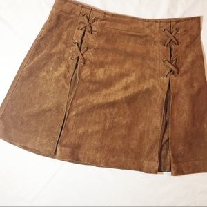 She and Sky Brown Suede Skirt Large